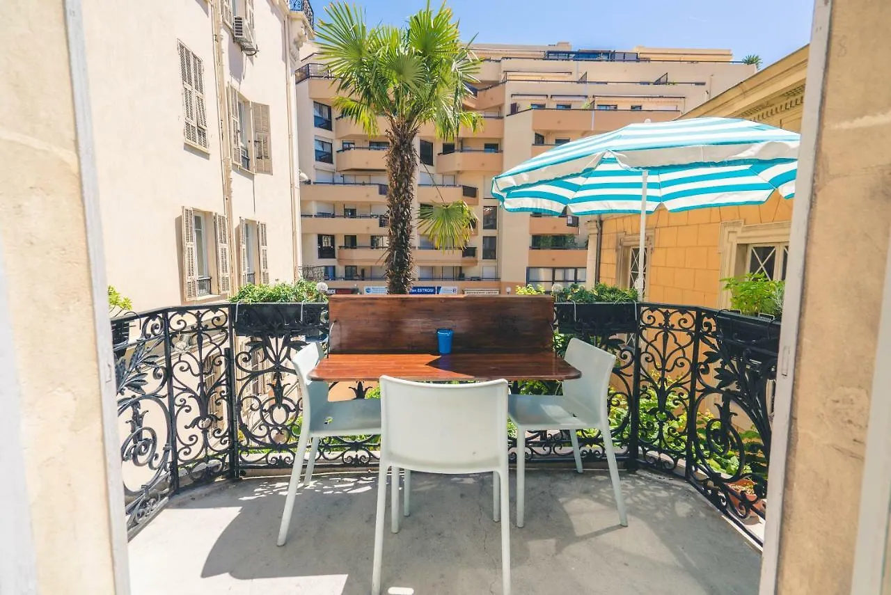 Albergue La Maioun Guesthouse Nice