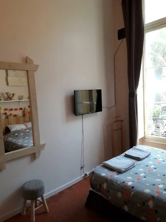 ניס La Maioun Guesthouse אכסניה